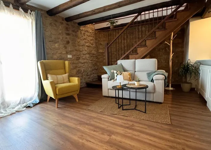 Apartahotel De Goya Fuendetodos